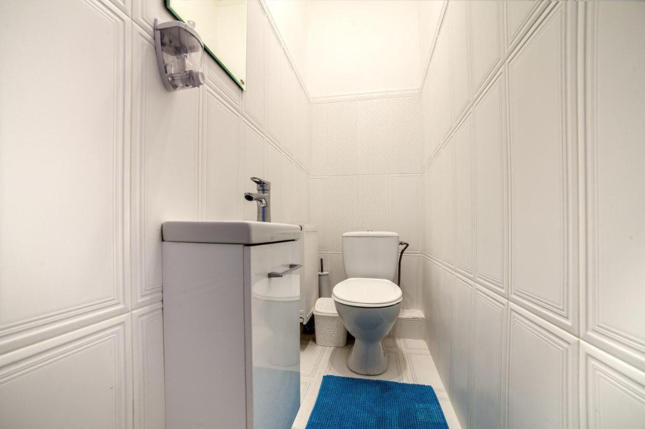 Apartament On Kulisha Street Lviv Ngoại thất bức ảnh